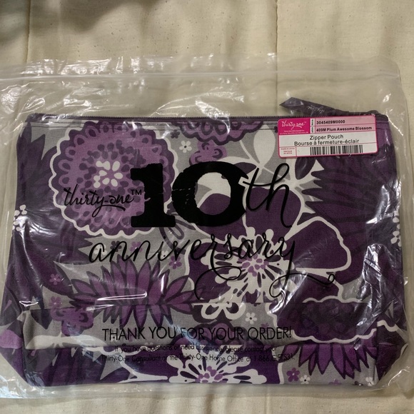 thirty-one Handbags - 🚫SOLD🚫Zipper Pouch from Thirty-One